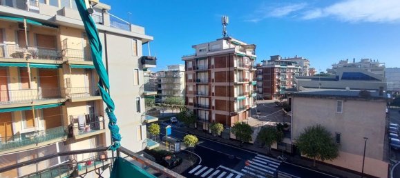 2 rooms Apartment in Borghetto Santo Spirito, Italy No. 238660 3