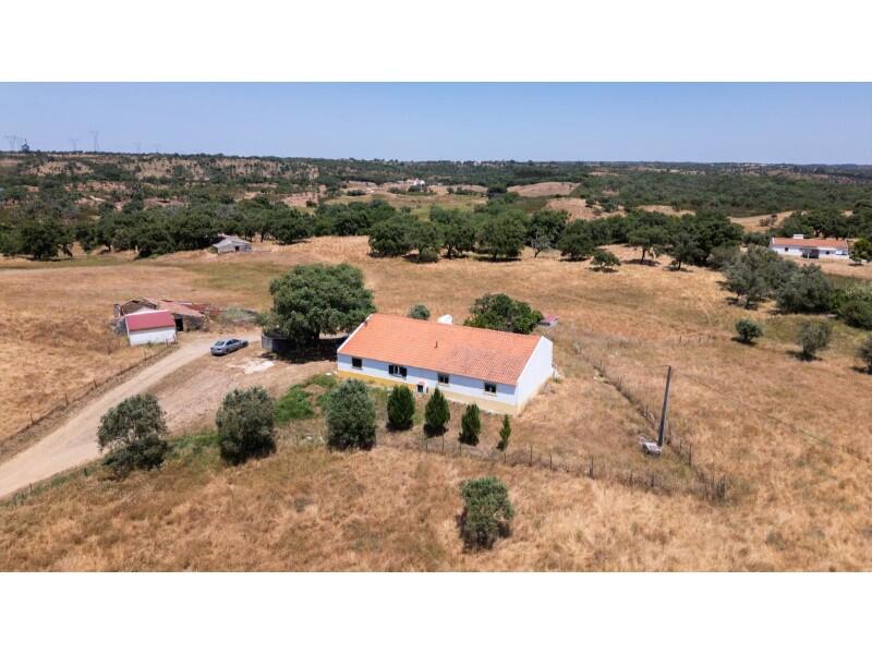 3 Schlafzimmer Haus in Santiago do Cacem, Portugal, Nr. 212439
