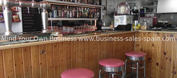 Propiedad comercial en Fuengirola, Spain No. 134953 2