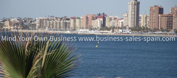 Propiedad comercial en Fuengirola, Spain No. 134953 8