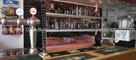 Propiedad comercial en Fuengirola, Spain No. 134953 3