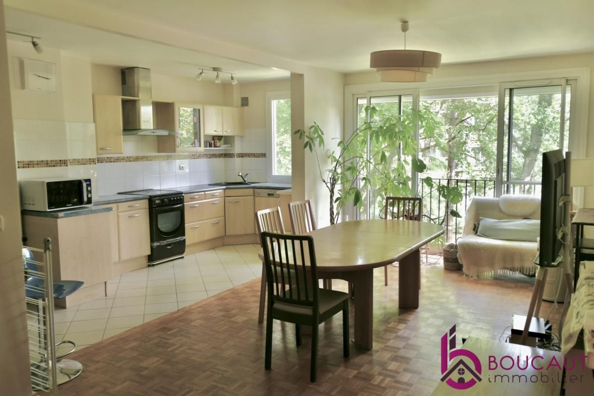 3 bedrooms Apartment in Sceaux, France No. 318566