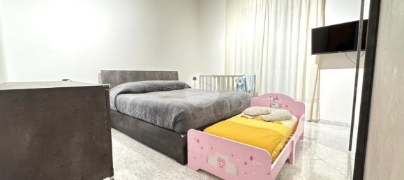 3 rooms Apartment in Naples, Italy No. 235969 17