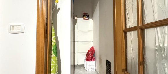 3 rooms Apartment in Naples, Italy No. 235969 21