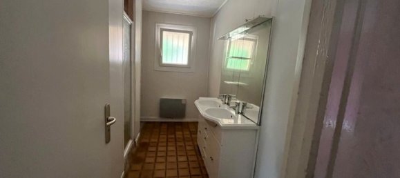 Casa de 3 dormitorios en Donnezac, France No. 335648 5