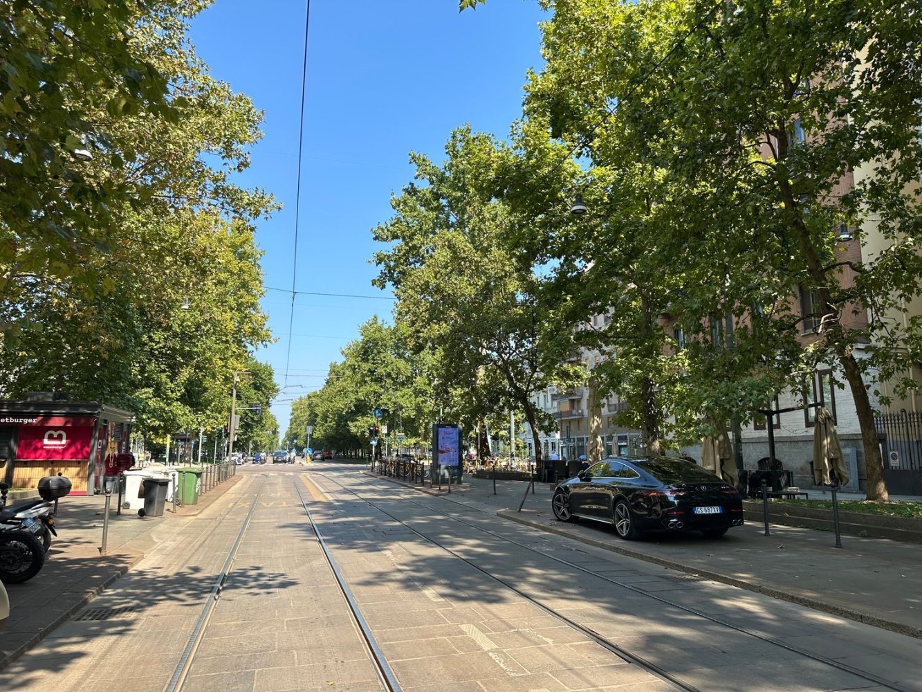 2 bedrooms Apartment in Milan, Italy No. 362713