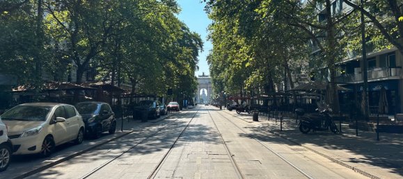 2 bedrooms Apartment in Milan, Italy No. 362713 3