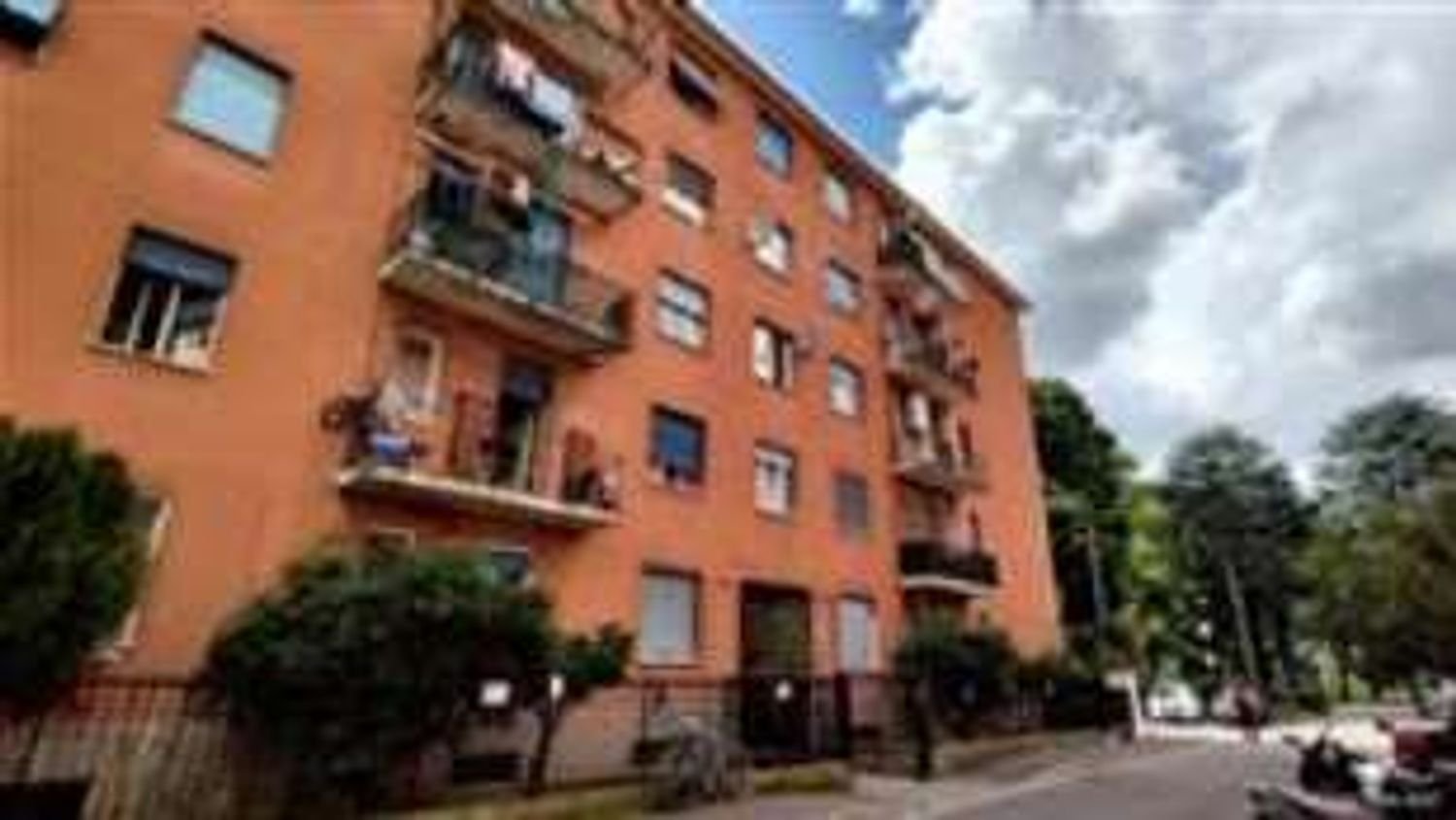Apartamento de 3 divisões em Paderno Dugnano, Italy N.º 216555