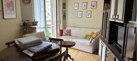Apartamento T2 em Canelli, Italy N.º 317336 2