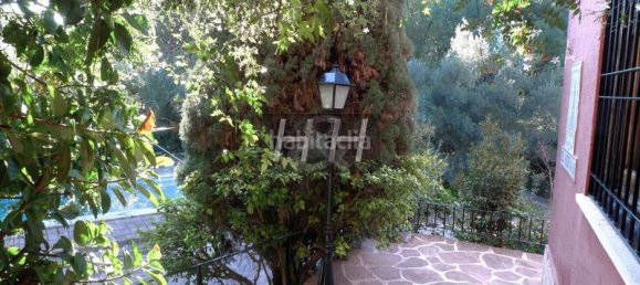 5 bedrooms Villa in Godella, Spain No. 25131 17