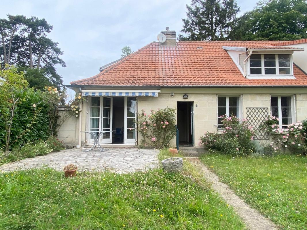 4 bedrooms House in La Celle-Saint-Cloud, France No. 175001