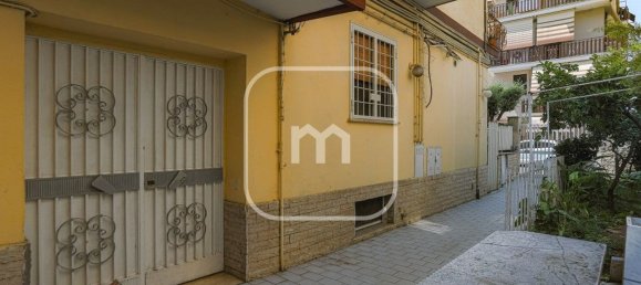 4 bedrooms Apartment in Rome, Italy No. 341785 5