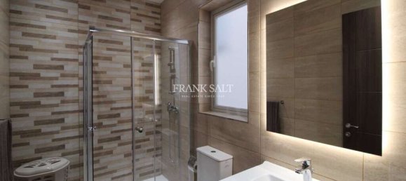 Мезонет с 3 спальнями в Гудья, Мальта № 8101 16