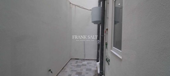 Мезонет с 3 спальнями в Гудья, Мальта № 8101 28