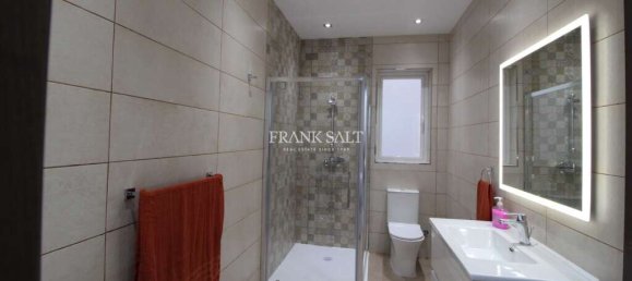 Мезонет с 3 спальнями в Гудья, Мальта № 8101 14