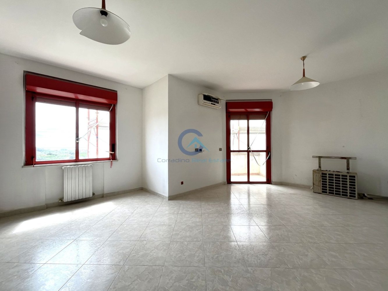 Apartamento de 5 habitaciónes en Catanzaro, Italy No. 36250