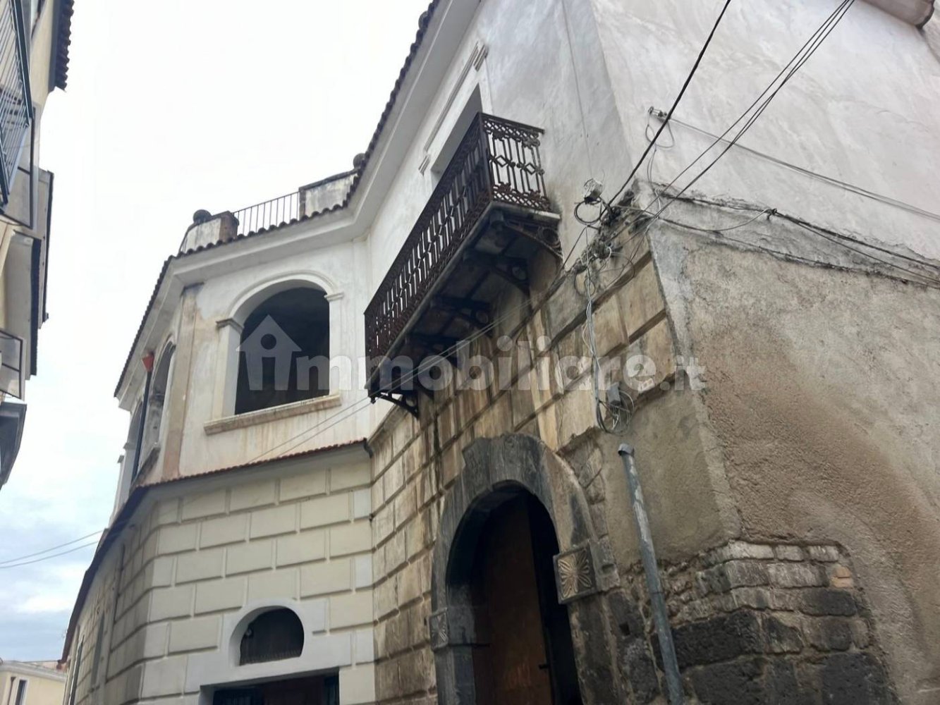 5 bedrooms Apartment in Mugnano del Cardinale, Italy No. 321856