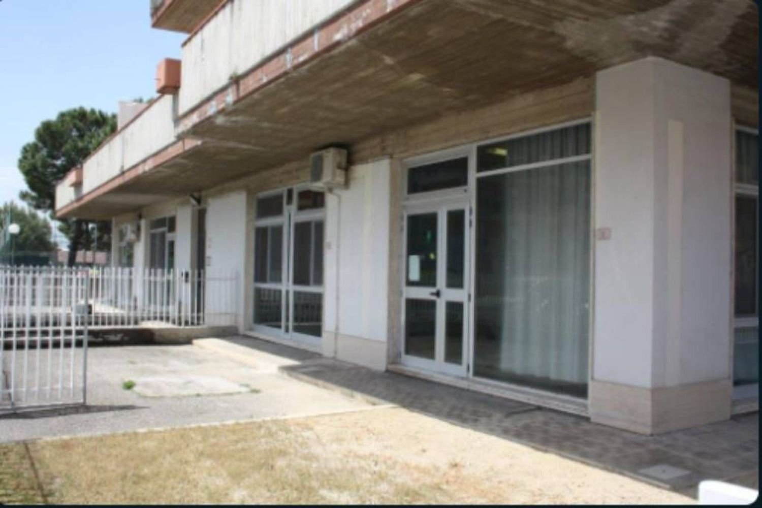 Гараж 613м² в Монтепрандоне, Италия № 284463