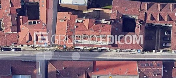 Apartamento de 12 divisões em Novara, Italy N.º 49398 2