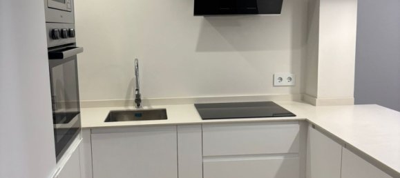 Apartamento de 2 dormitorios en Marbella, Spain No. 135272 5