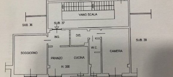 4-salle Appartement à Genoa, Italy No. 77894 9