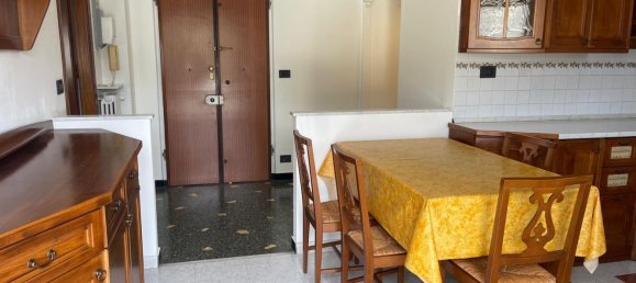 4-salle Appartement à Genoa, Italy No. 77894 27