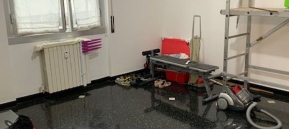 4-salle Appartement à Genoa, Italy No. 77894 6