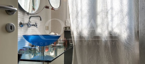 4 rooms Apartment in Milan, Italy No. 240941 16