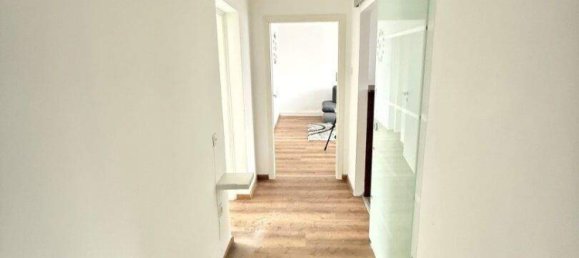 Квартира с 3 комнатами в Цельтвег, Австрия № 129737 4