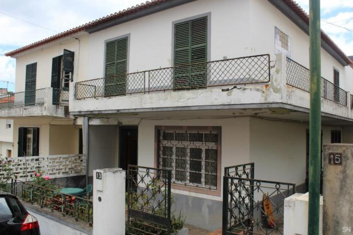 5 bedrooms Villa in Funchal, Portugal No. 483