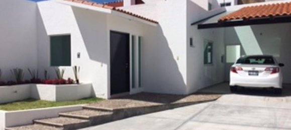3 bedrooms House in Queretaro, Mexico No. 174956 2