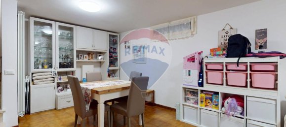 5 rooms Apartment in Viareggio, Italy No. 40099 24