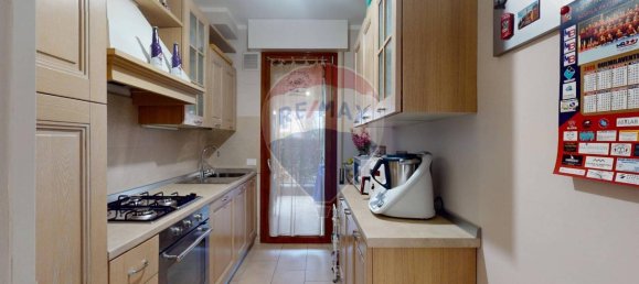 5 rooms Apartment in Viareggio, Italy No. 40099 10