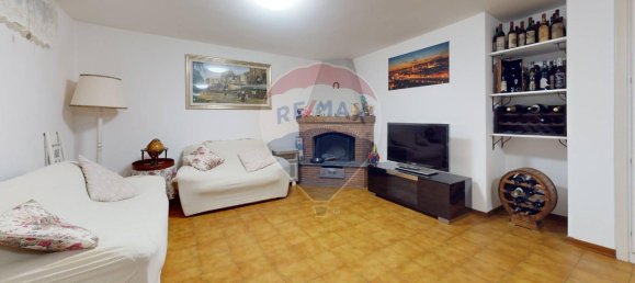5 rooms Apartment in Viareggio, Italy No. 40099 23