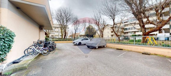 5 rooms Apartment in Viareggio, Italy No. 40099 26