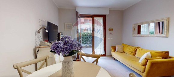 5 rooms Apartment in Viareggio, Italy No. 40099 27
