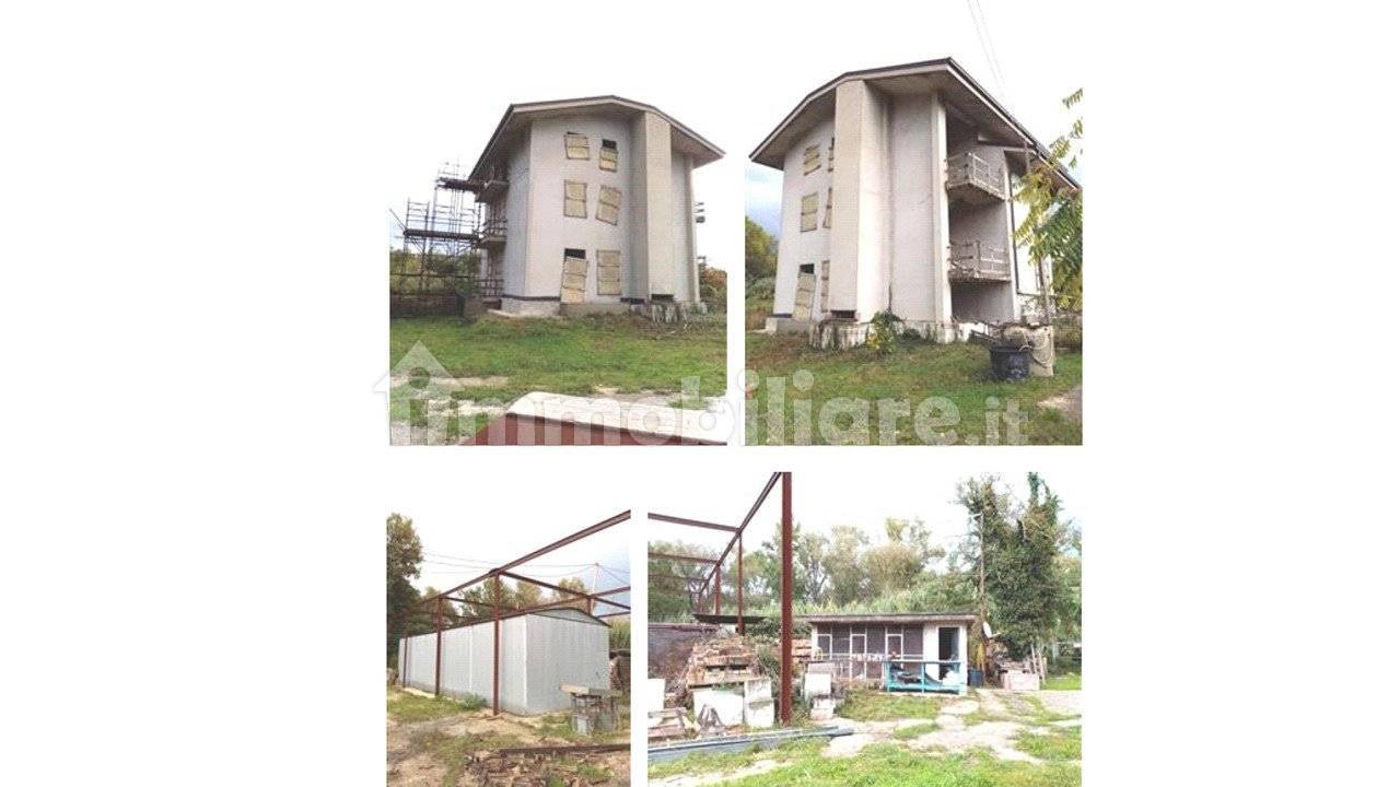 Gebäude in Porto Recanati, Italy 4273m², Nr. 201269