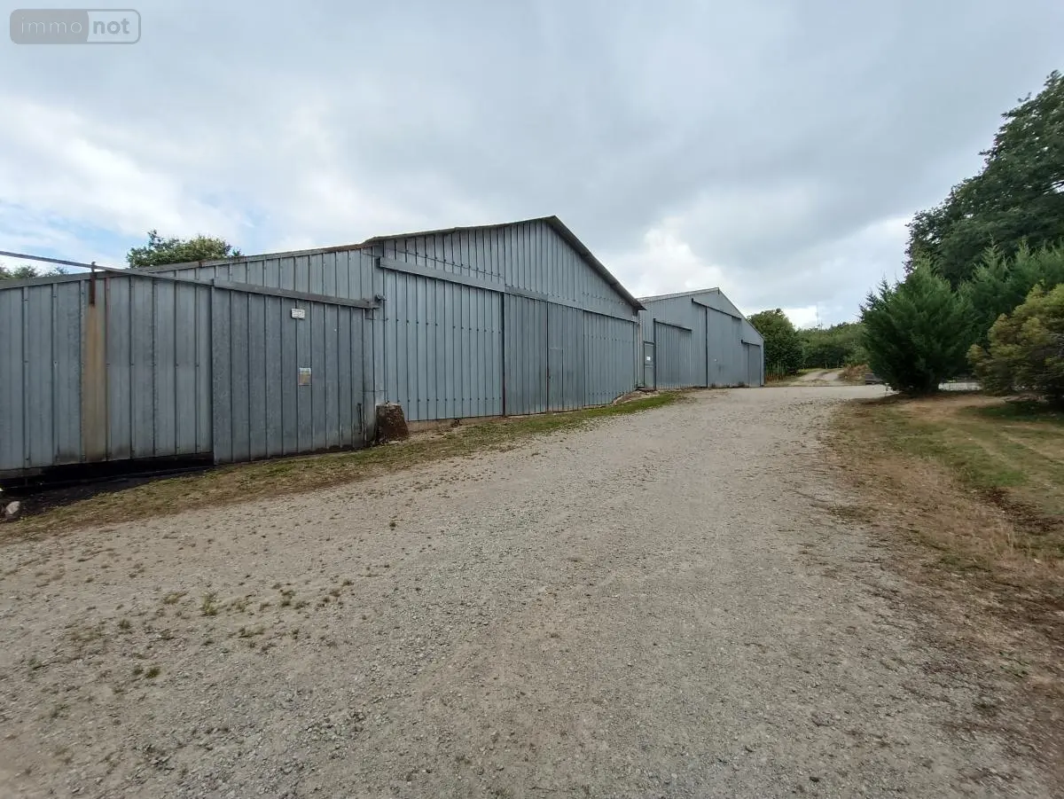 910m² Land in Malguenac, France No. 354789