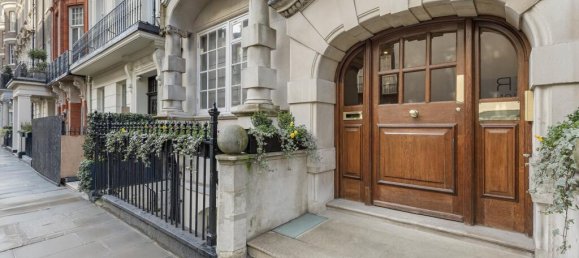 2 bedrooms Apartment in London, United Kingdom No. 13200 13