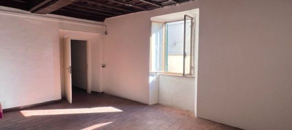 4 rooms Apartment in Capranica, Italy No. 156647 3