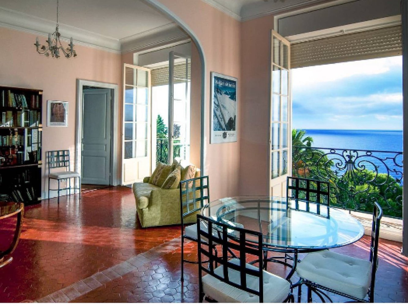 10 bedrooms Apartment in Estepona, Spain No. 243510