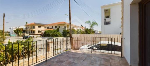 Propiedad comercial de 4 dormitorios en Kiti, Cyprus No. 80169 15