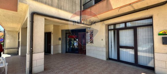 3غرفة عقار تجاري في Mazzarrone, Italy رقم 281452 2