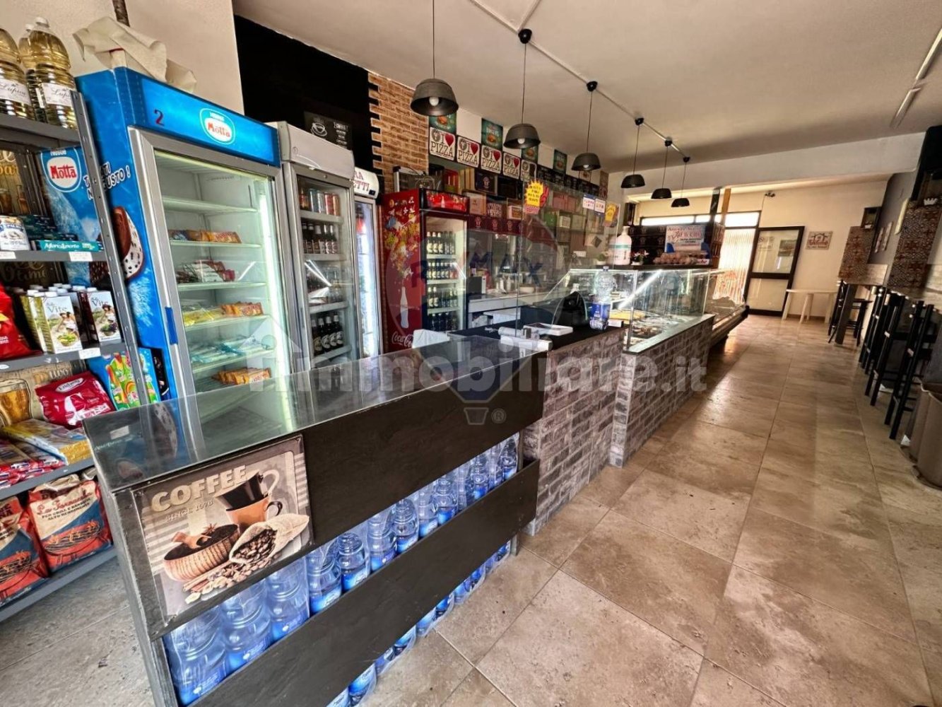 3غرفة عقار تجاري في Mazzarrone, Italy رقم 281452