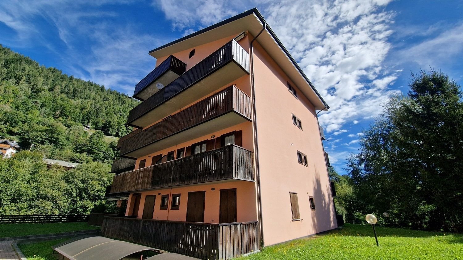 2 Schlafzimmer Wohnung in Aprica, Italy, Nr. 359583
