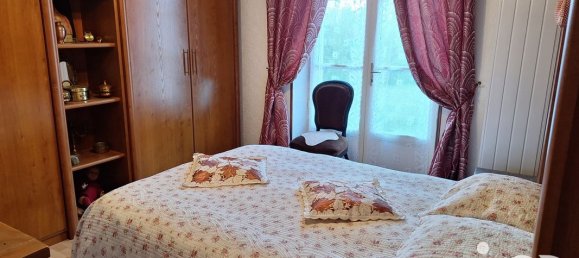 4 chambres Maison à Montchevrier, France No. 70723 5