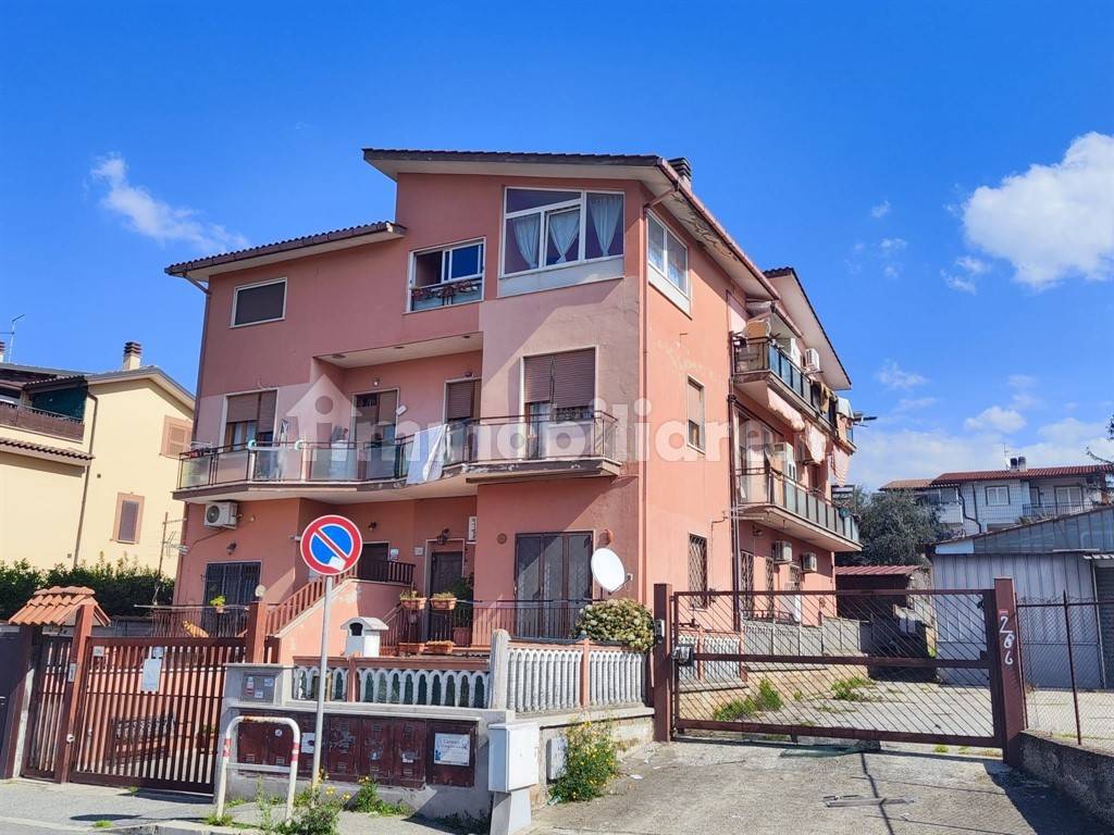 2 Schlafzimmer Wohnung in Rome, Italy, Nr. 67945