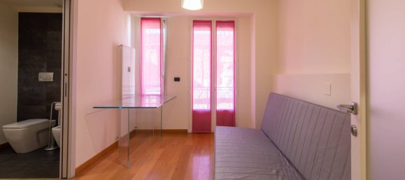 Apartamento de 3 dormitorios en Turin, Italy No. 53559 7