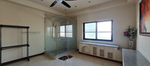 6 bedrooms Cafe / restaurant in Pattaya, Thailand No. 1247 18