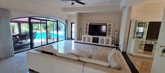 6 bedrooms Cafe / restaurant in Pattaya, Thailand No. 1247 20